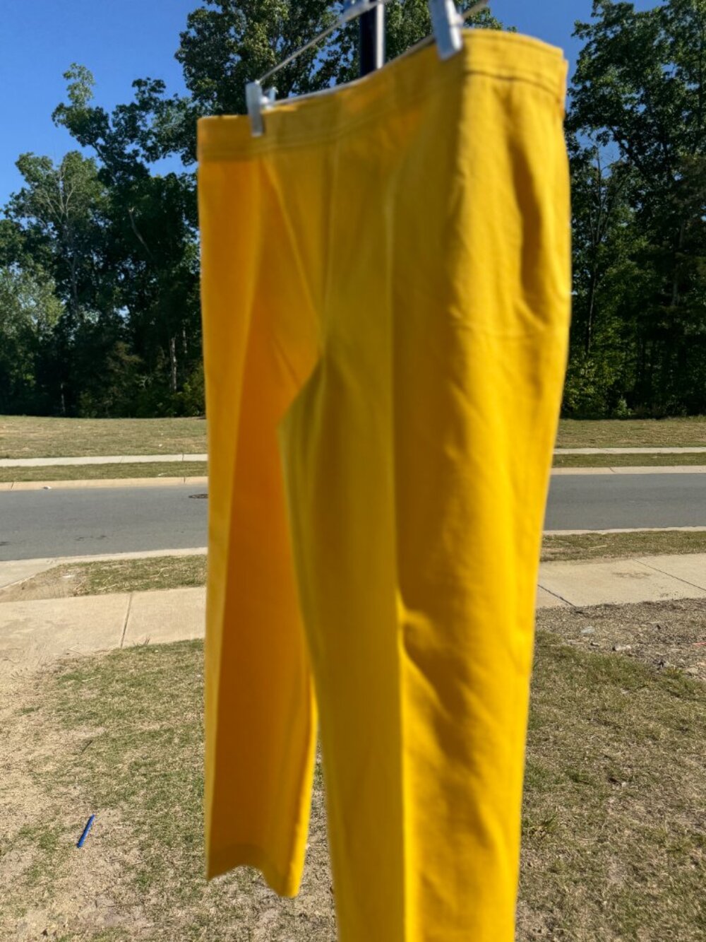Doncaster Yellow Pull On Pants Size 14 Stretch Ankle Pants - Picture 2 of 4